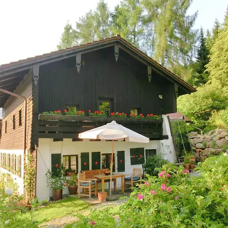 In Kollnburg Mit Garten *