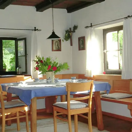 Cosy In Kollnburg With Garden Holiday home Achslach