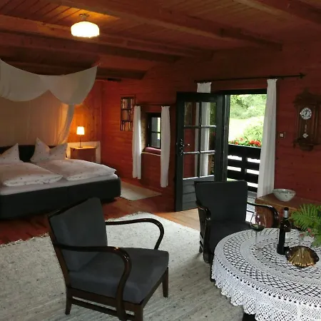 Cosy In Kollnburg With Garden *
